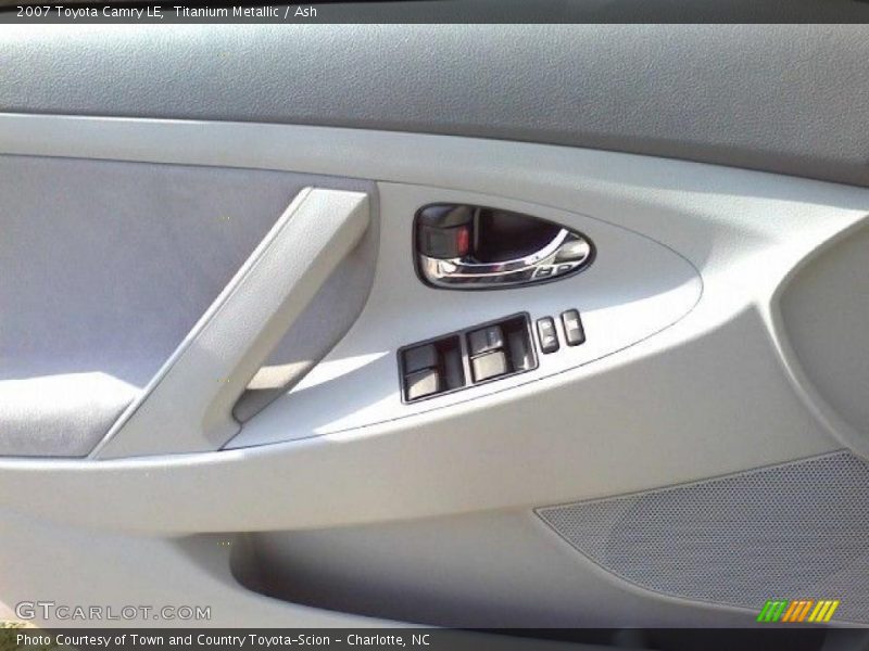 Titanium Metallic / Ash 2007 Toyota Camry LE
