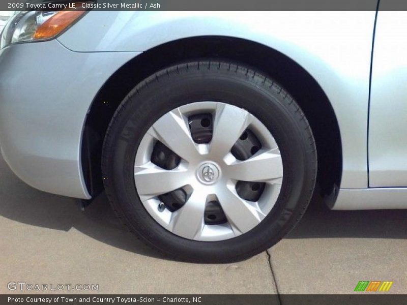 Classic Silver Metallic / Ash 2009 Toyota Camry LE