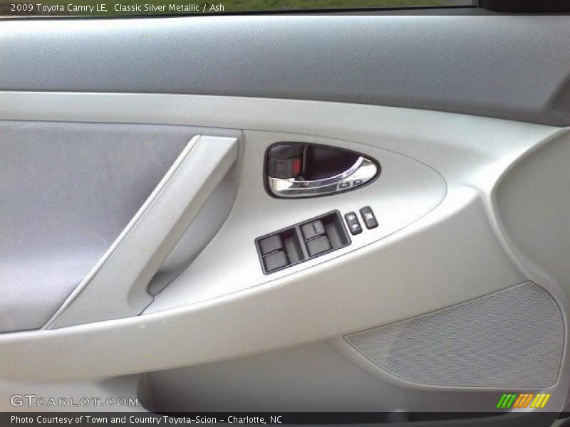 Classic Silver Metallic / Ash 2009 Toyota Camry LE
