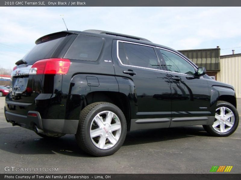 Onyx Black / Jet Black 2010 GMC Terrain SLE