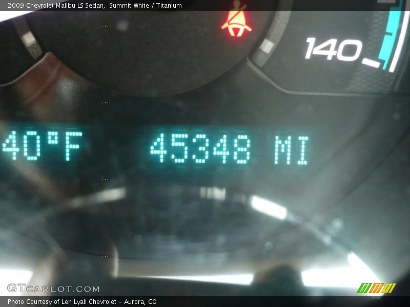 Summit White / Titanium 2009 Chevrolet Malibu LS Sedan