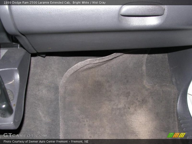 Bright White / Mist Gray 1999 Dodge Ram 2500 Laramie Extended Cab