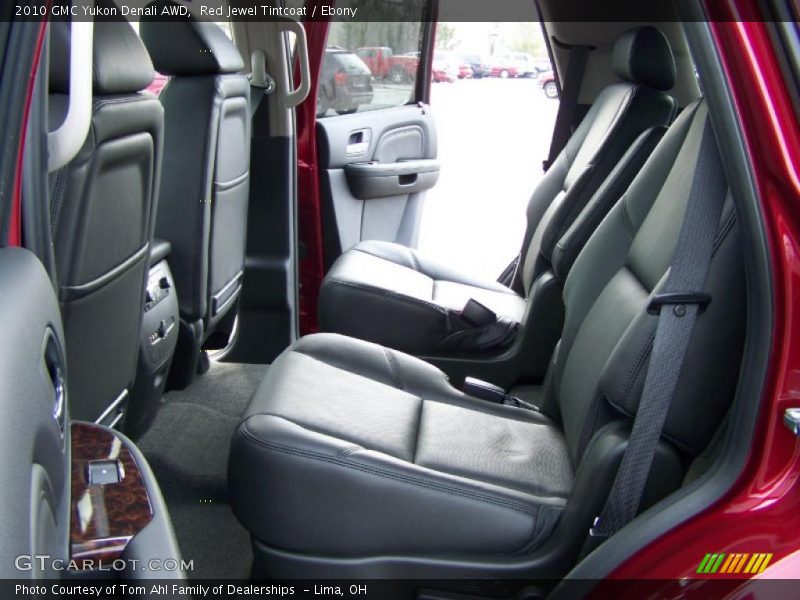 Red Jewel Tintcoat / Ebony 2010 GMC Yukon Denali AWD
