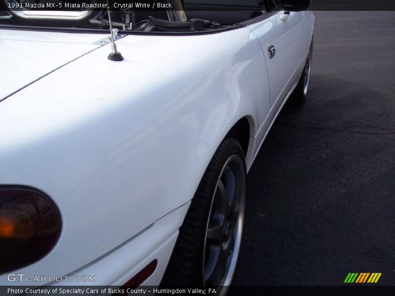 Crystal White / Black 1991 Mazda MX-5 Miata Roadster