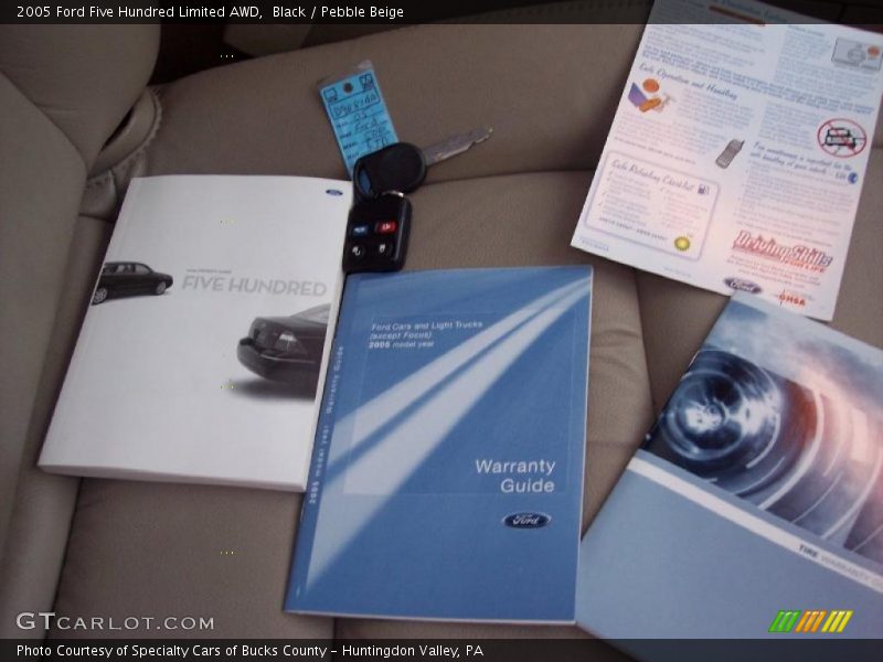 Black / Pebble Beige 2005 Ford Five Hundred Limited AWD