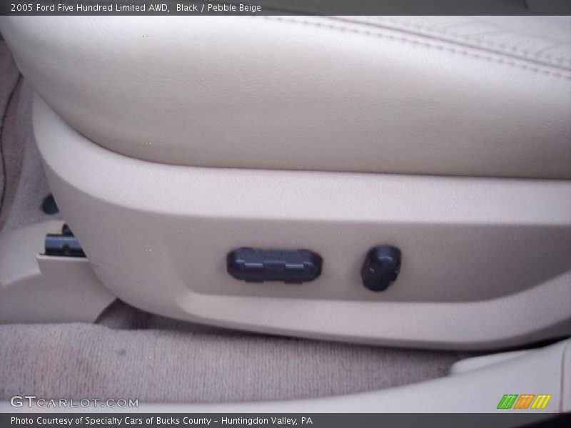 Black / Pebble Beige 2005 Ford Five Hundred Limited AWD