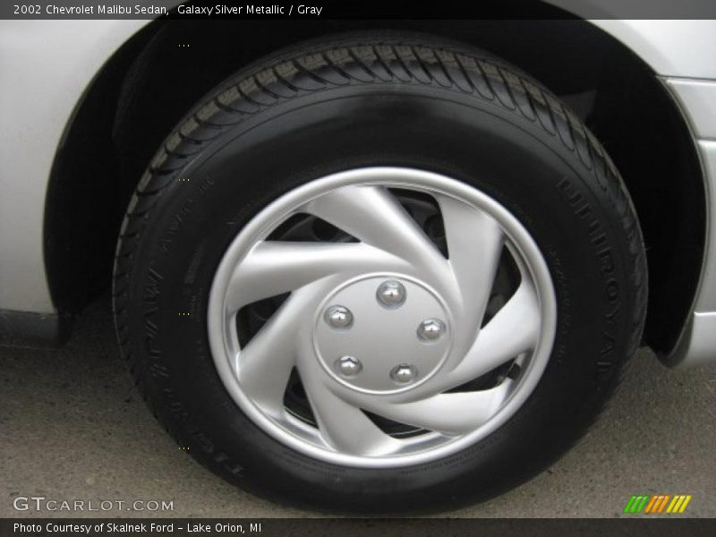 Galaxy Silver Metallic / Gray 2002 Chevrolet Malibu Sedan