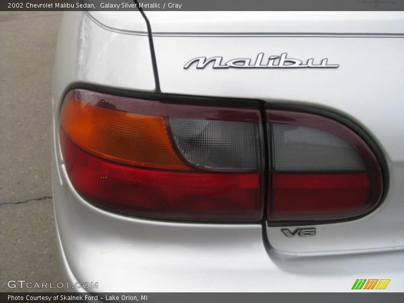 Galaxy Silver Metallic / Gray 2002 Chevrolet Malibu Sedan