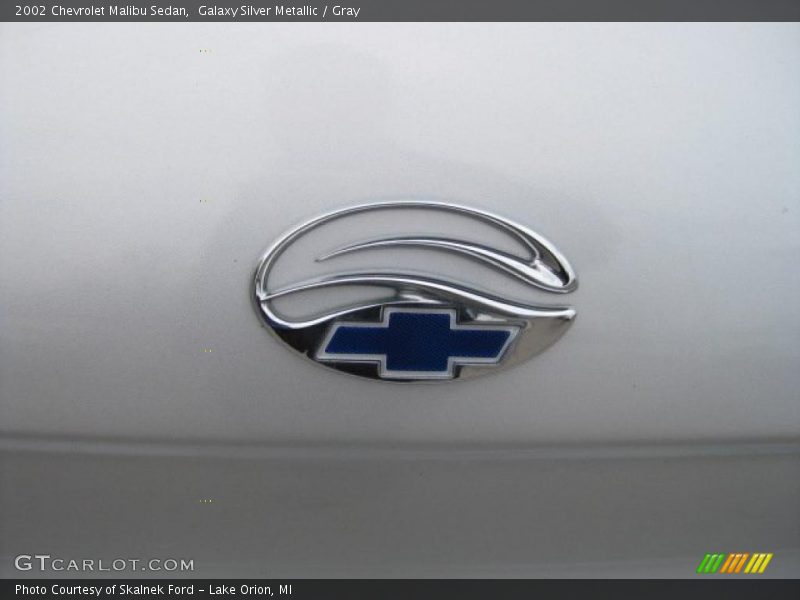 Galaxy Silver Metallic / Gray 2002 Chevrolet Malibu Sedan