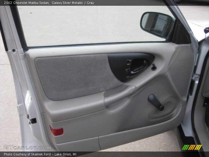 Galaxy Silver Metallic / Gray 2002 Chevrolet Malibu Sedan