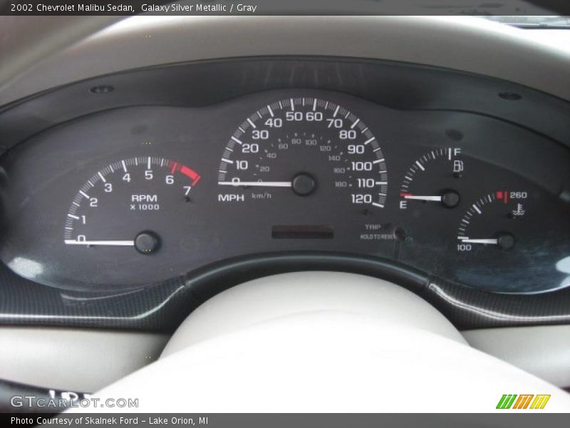 Galaxy Silver Metallic / Gray 2002 Chevrolet Malibu Sedan
