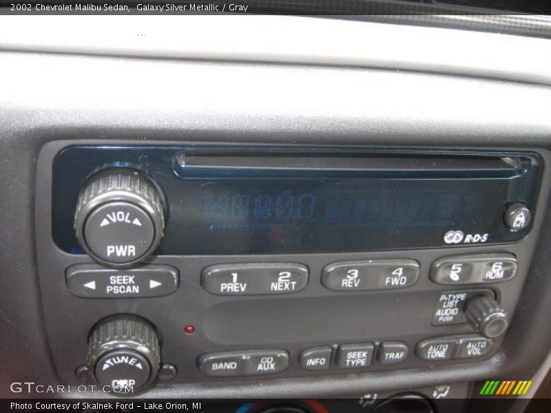 Galaxy Silver Metallic / Gray 2002 Chevrolet Malibu Sedan