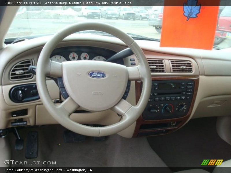 Arizona Beige Metallic / Medium/Dark Pebble Beige 2006 Ford Taurus SEL