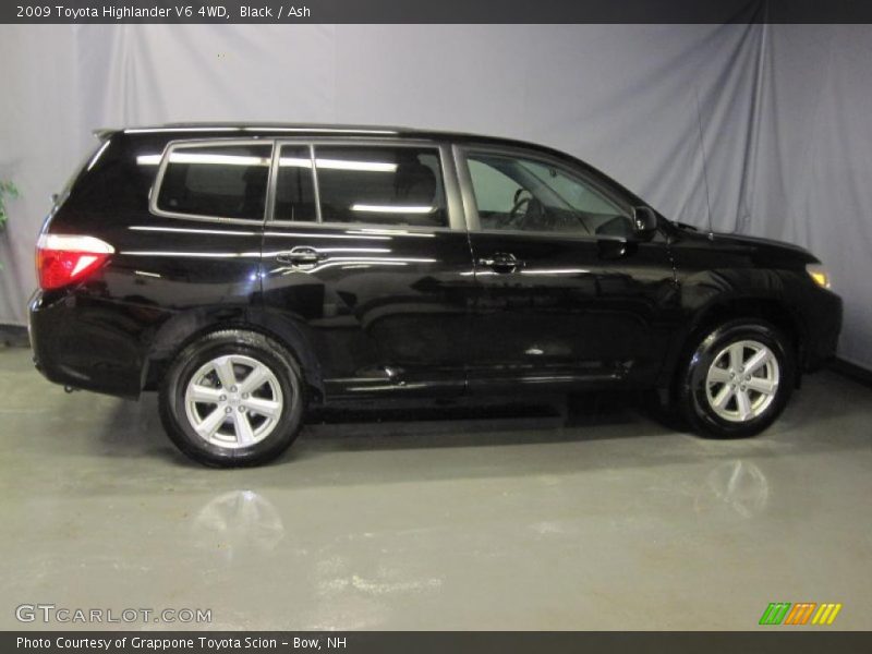 Black / Ash 2009 Toyota Highlander V6 4WD