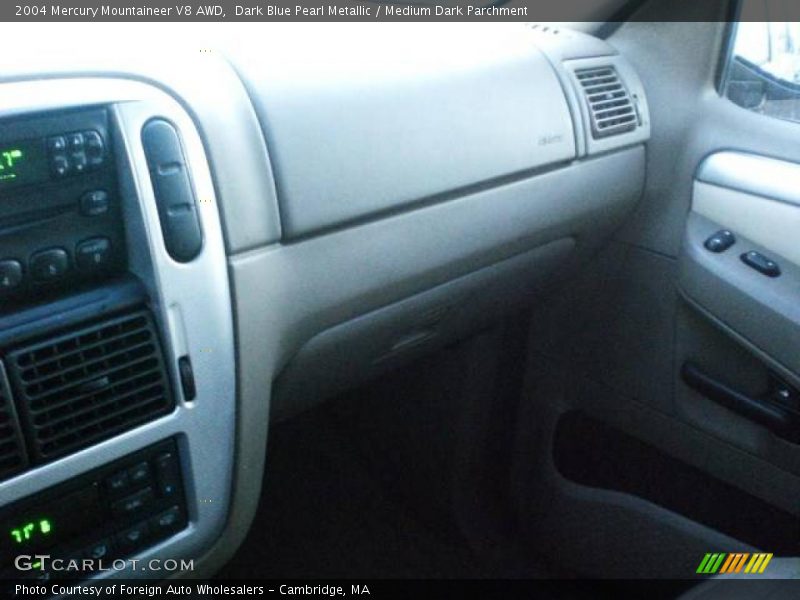 Dark Blue Pearl Metallic / Medium Dark Parchment 2004 Mercury Mountaineer V8 AWD