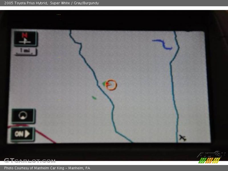 Super White / Gray/Burgundy 2005 Toyota Prius Hybrid