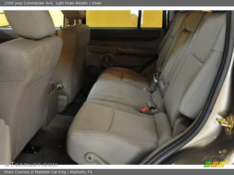 Light Khaki Metallic / Khaki 2006 Jeep Commander 4x4