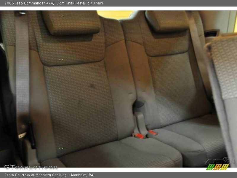 Light Khaki Metallic / Khaki 2006 Jeep Commander 4x4