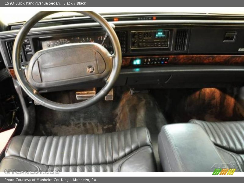 Black / Black 1993 Buick Park Avenue Sedan