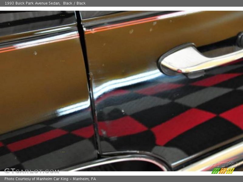 Black / Black 1993 Buick Park Avenue Sedan