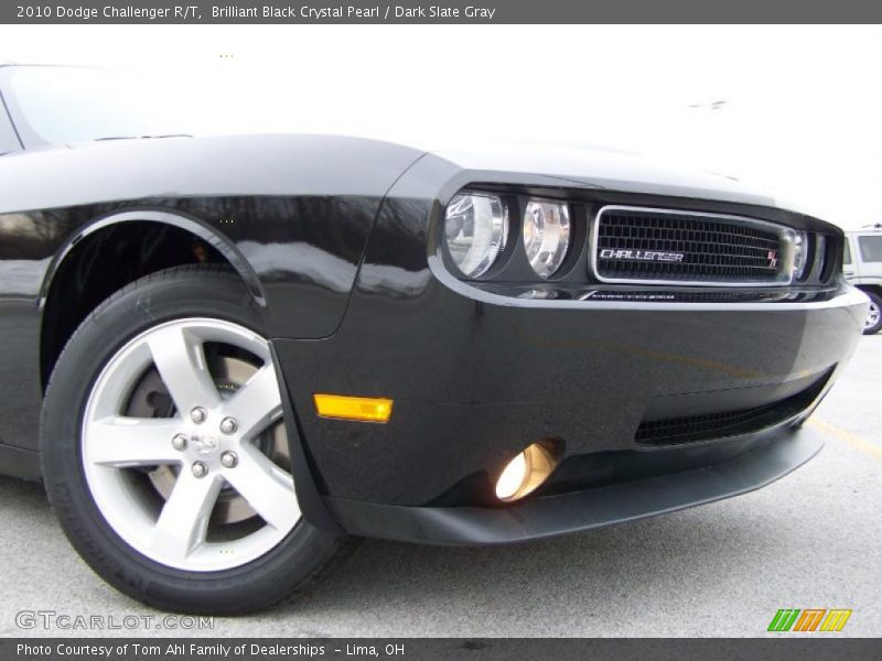 Brilliant Black Crystal Pearl / Dark Slate Gray 2010 Dodge Challenger R/T