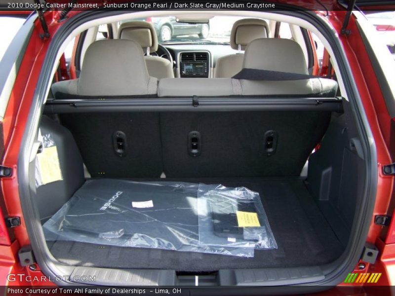 Sunburst Orange Pearl / Dark Slate Gray/Medium Graystone 2010 Dodge Caliber Mainstreet