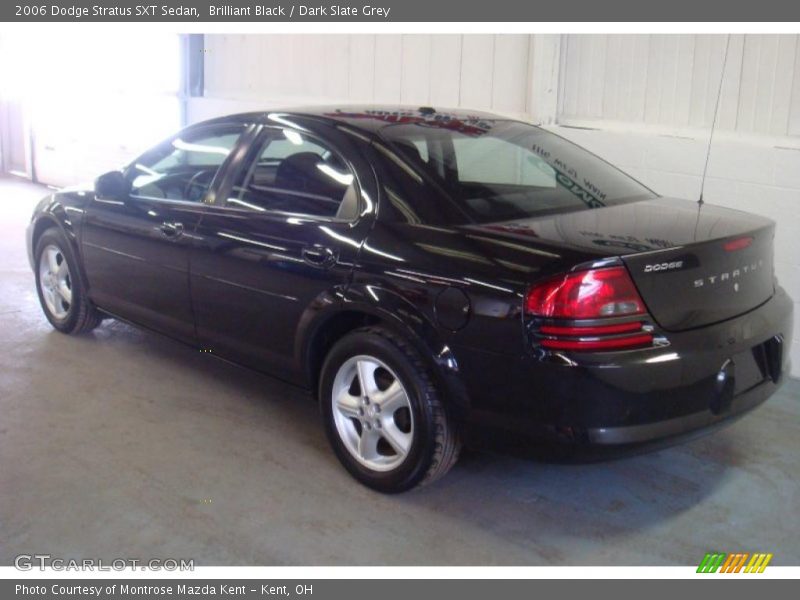 Brilliant Black / Dark Slate Grey 2006 Dodge Stratus SXT Sedan