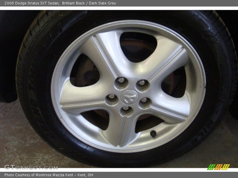 Brilliant Black / Dark Slate Grey 2006 Dodge Stratus SXT Sedan