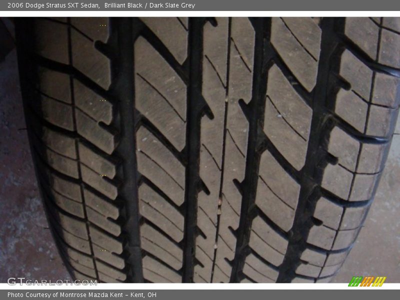 Brilliant Black / Dark Slate Grey 2006 Dodge Stratus SXT Sedan