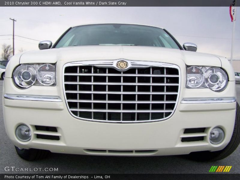 Cool Vanilla White / Dark Slate Gray 2010 Chrysler 300 C HEMI AWD