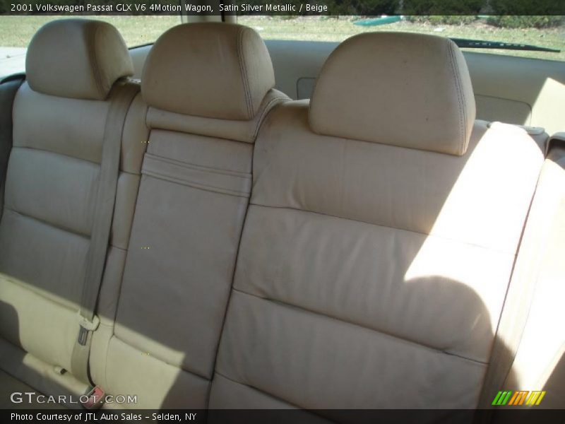 Satin Silver Metallic / Beige 2001 Volkswagen Passat GLX V6 4Motion Wagon