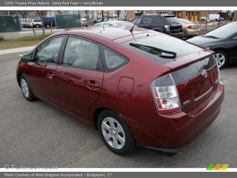 Salsa Red Pearl / Ivory/Brown 2005 Toyota Prius Hybrid