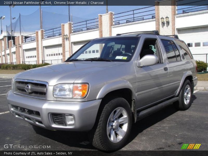 Chrome Silver Metallic / Charcoal 2003 Nissan Pathfinder LE 4x4