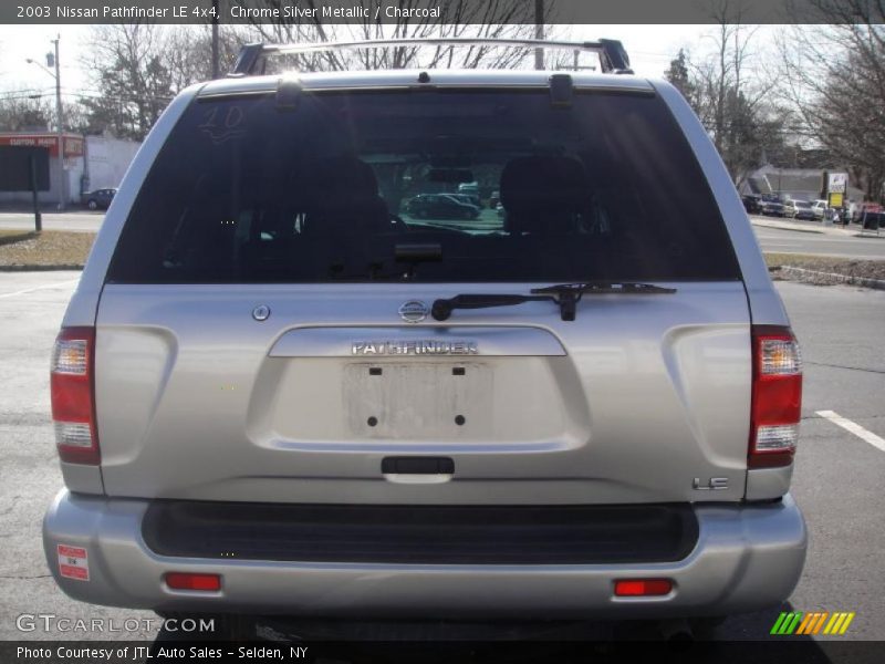 Chrome Silver Metallic / Charcoal 2003 Nissan Pathfinder LE 4x4