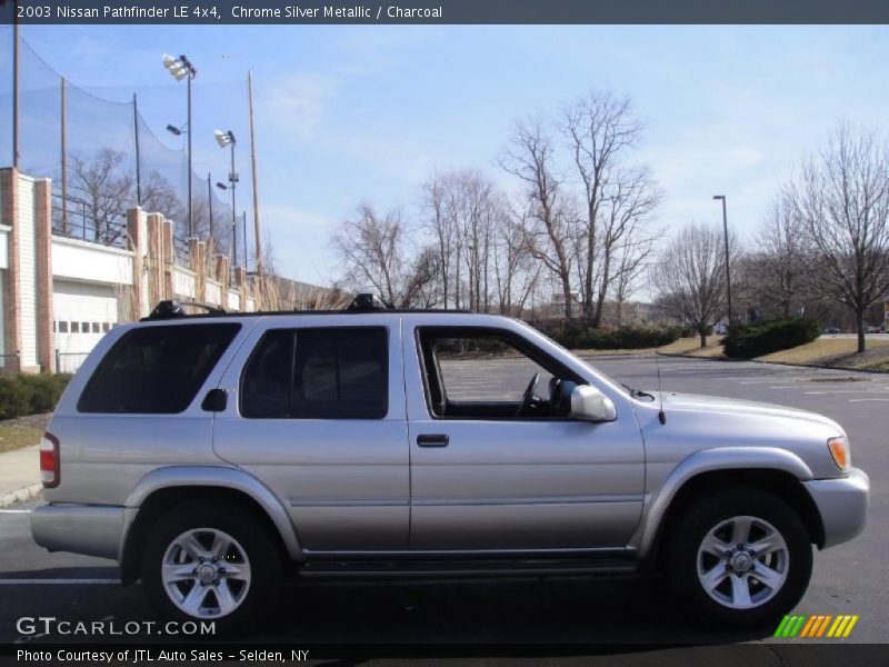 Chrome Silver Metallic / Charcoal 2003 Nissan Pathfinder LE 4x4