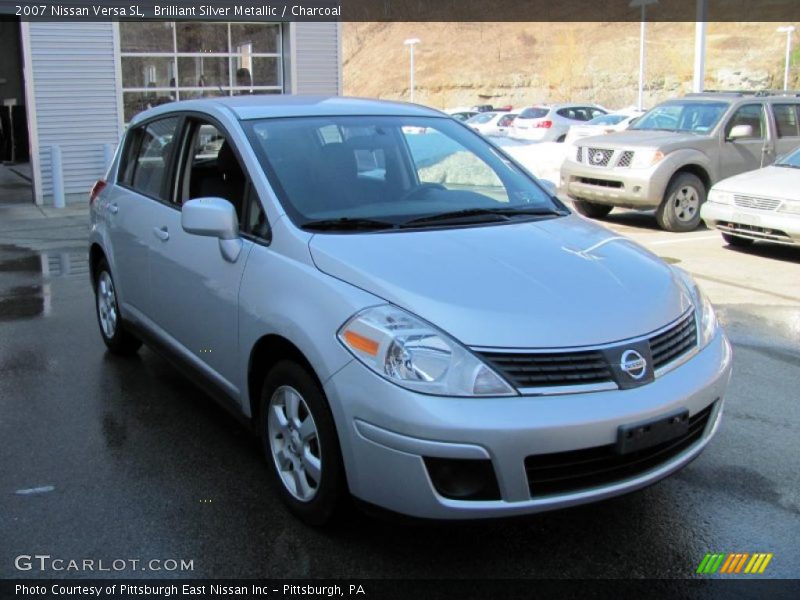 Brilliant Silver Metallic / Charcoal 2007 Nissan Versa SL