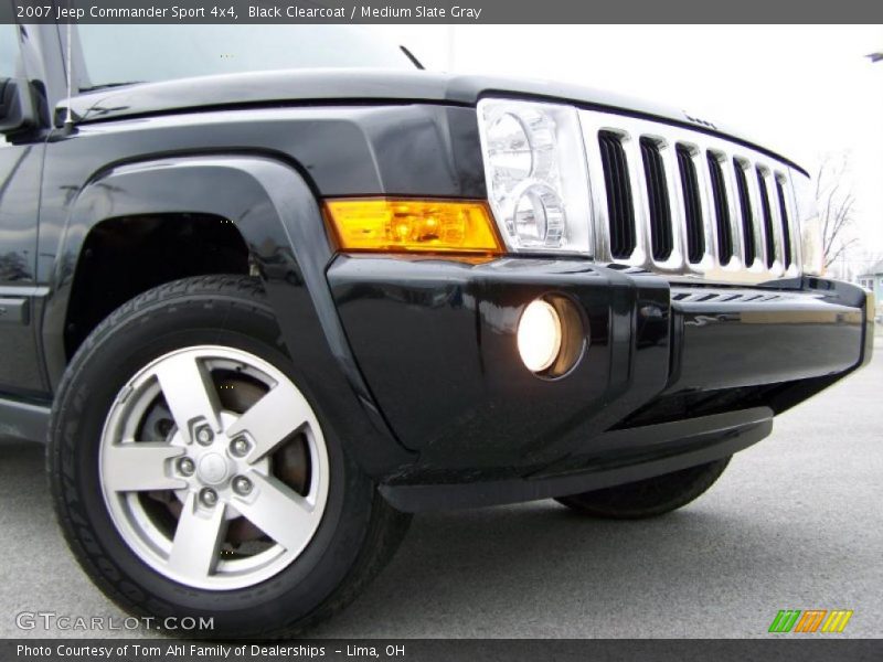 Black Clearcoat / Medium Slate Gray 2007 Jeep Commander Sport 4x4