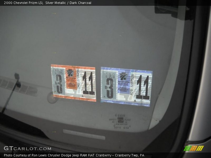 Silver Metallic / Dark Charcoal 2000 Chevrolet Prizm LSi