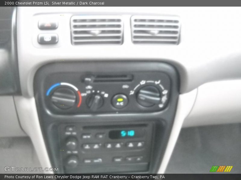 Silver Metallic / Dark Charcoal 2000 Chevrolet Prizm LSi