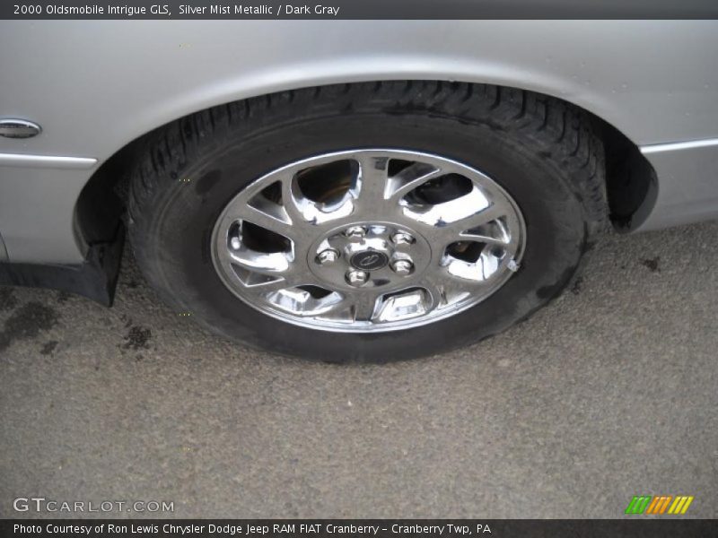 Silver Mist Metallic / Dark Gray 2000 Oldsmobile Intrigue GLS