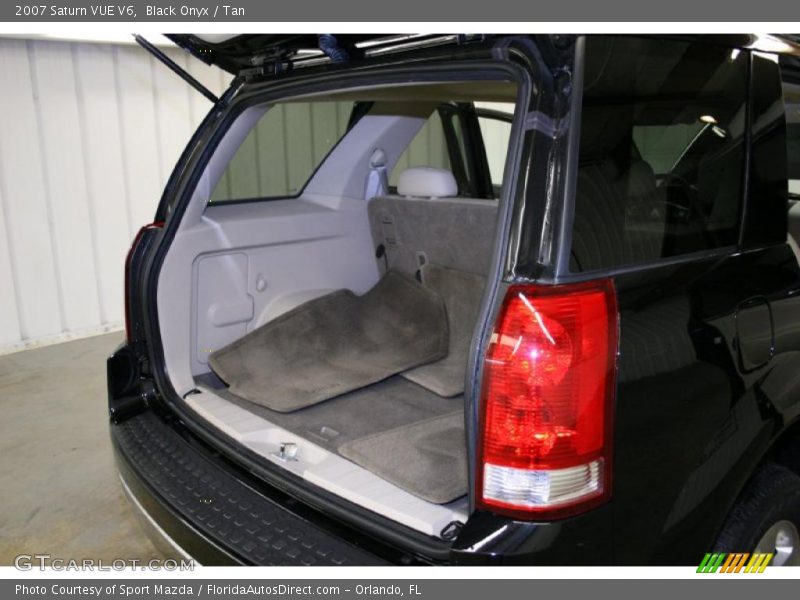 Black Onyx / Tan 2007 Saturn VUE V6