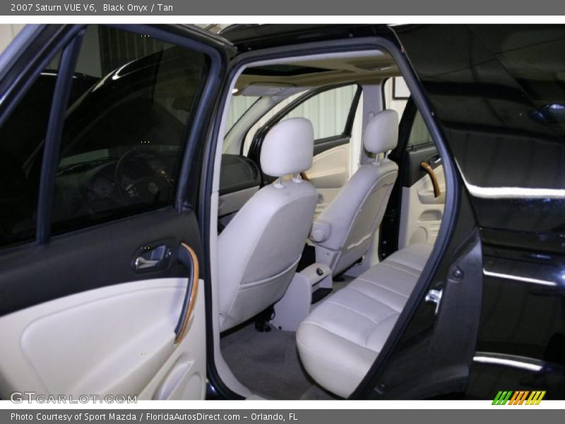 Black Onyx / Tan 2007 Saturn VUE V6