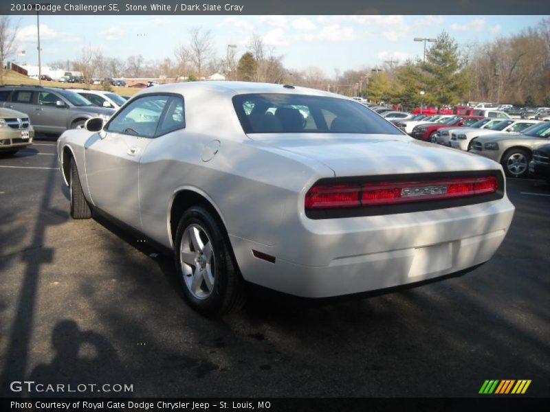 Stone White / Dark Slate Gray 2010 Dodge Challenger SE