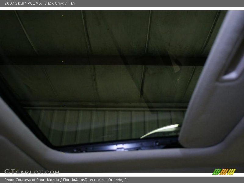 Black Onyx / Tan 2007 Saturn VUE V6