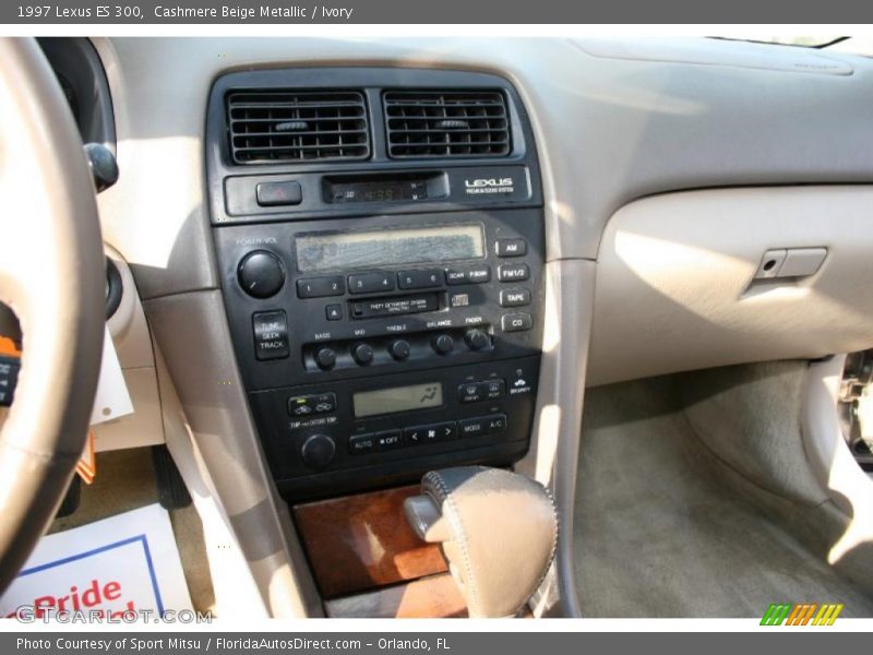 Cashmere Beige Metallic / Ivory 1997 Lexus ES 300