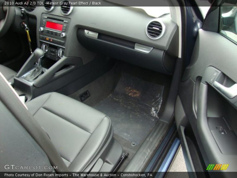 Meteor Gray Pearl Effect / Black 2010 Audi A3 2.0 TDI