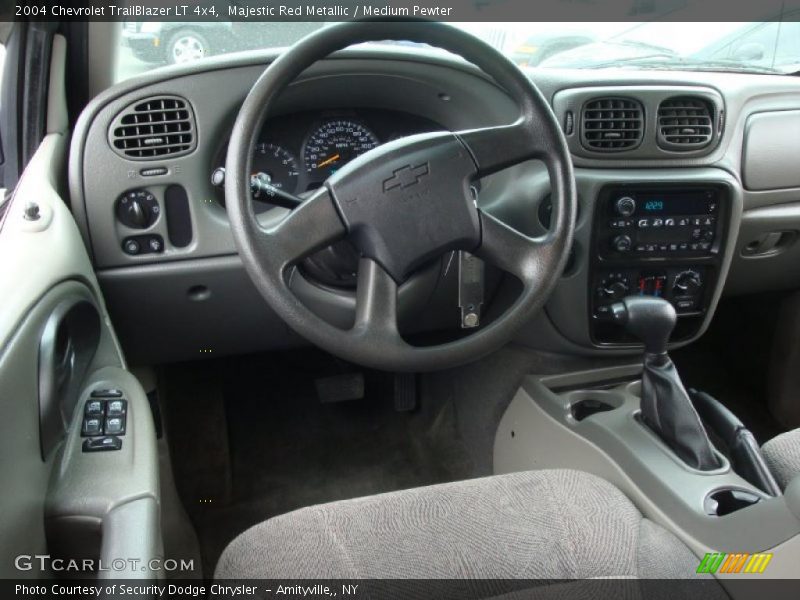 Majestic Red Metallic / Medium Pewter 2004 Chevrolet TrailBlazer LT 4x4