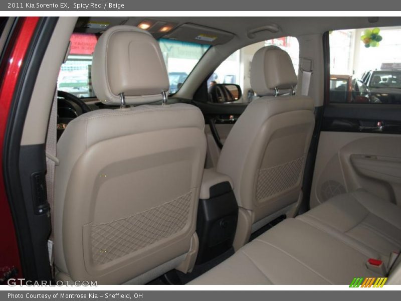 Spicy Red / Beige 2011 Kia Sorento EX