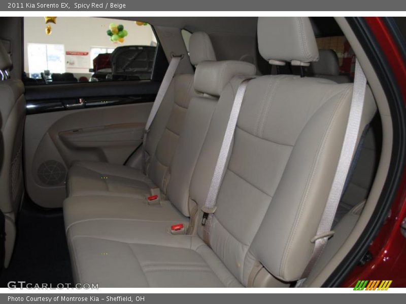 Spicy Red / Beige 2011 Kia Sorento EX