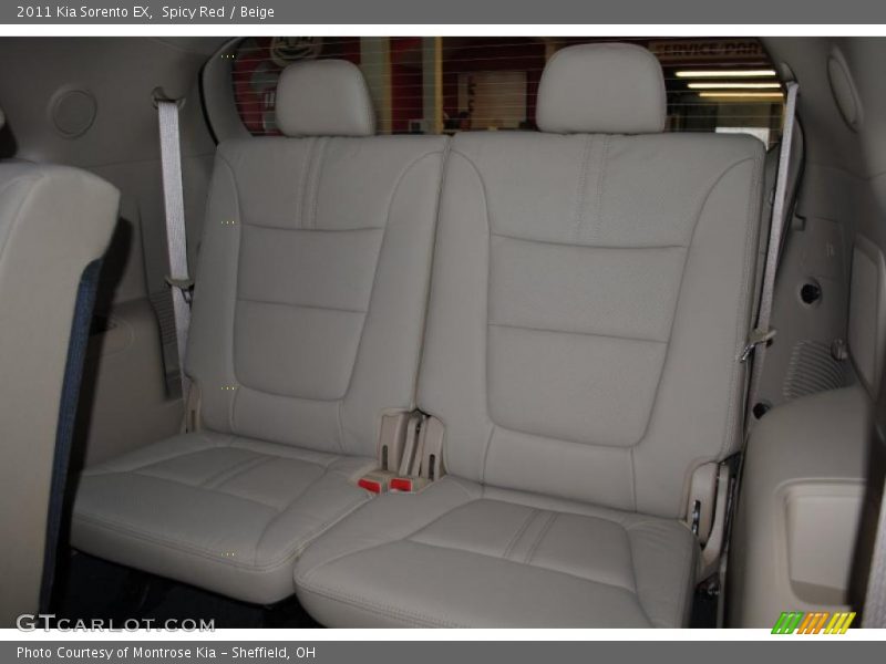 Spicy Red / Beige 2011 Kia Sorento EX